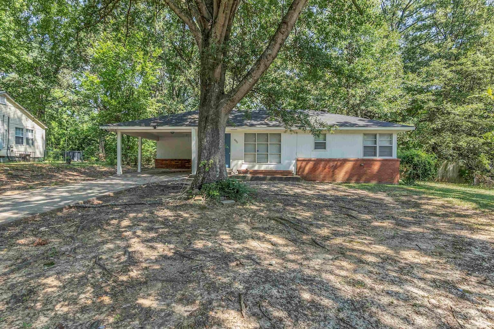 800 Lydgate Rd, Memphis, TN 38116 - photo 1