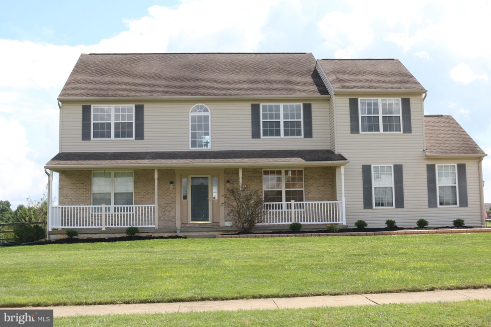 339 Wheatsheaf Dr, New Castle, DE 19720 - photo 1