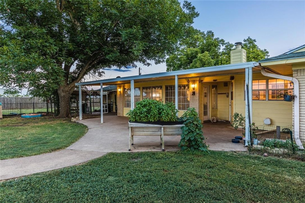 5780 Bottoms Rd E, Troy, TX 76579 - photo 1