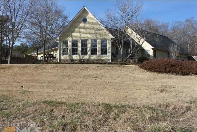 134 Riverbend Dr, Royston, GA 30662 - photo 1