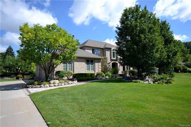 601 Bridle Path