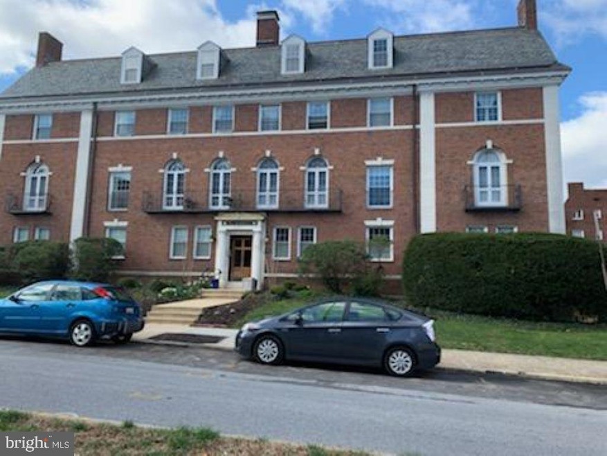 103 W 39th St unit D2, Baltimore, MD 21210 - photo 1