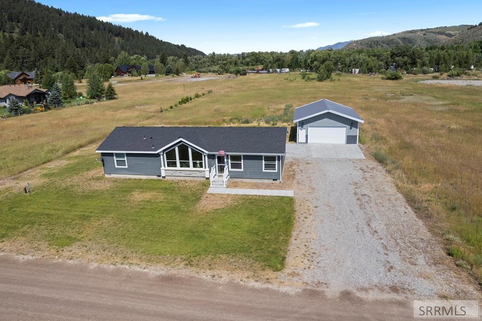 For Sale $425,000 • Co-Listing Agent