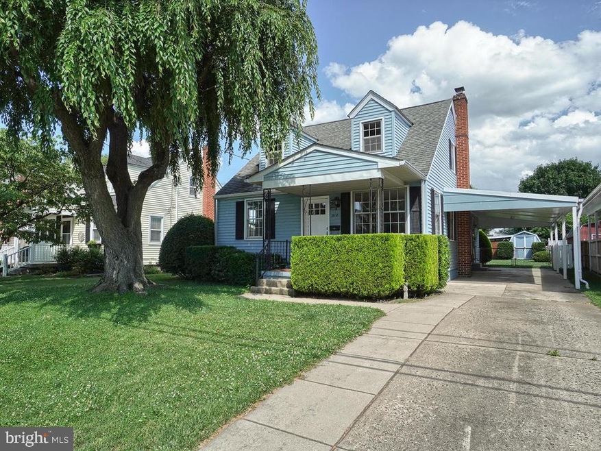 318 Willow Ave, Frederick, MD 21701 - photo 1