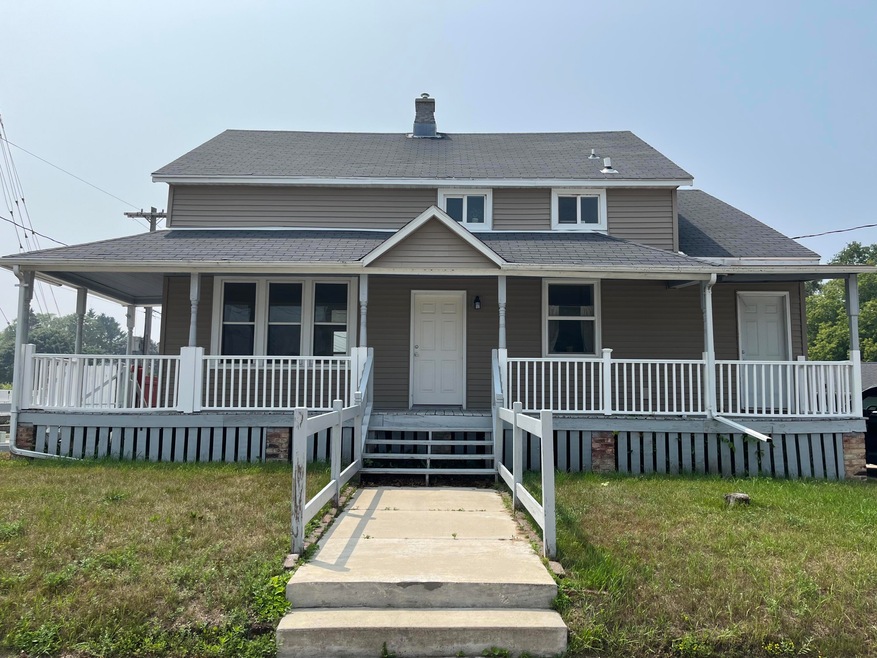 1902 12th St, Two Rivers, WI 54241 - photo 1