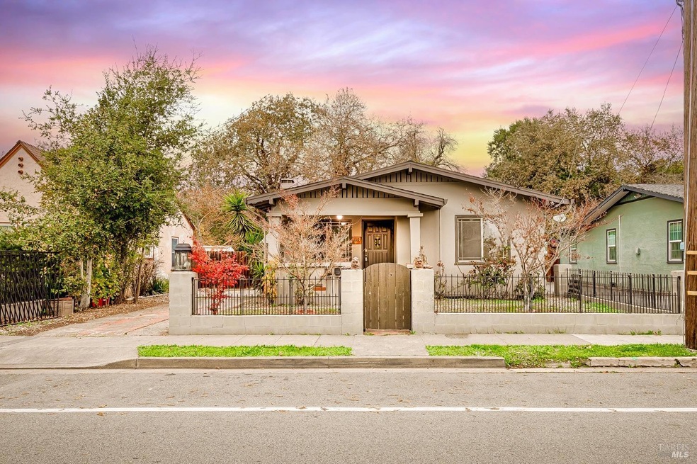 Sold $683,000 • Co-Listing Agent