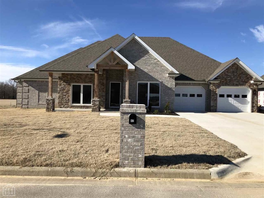 812 S 39th St, Paragould, AR 72450 - photo 1