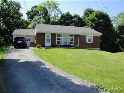 13 Barent Ln, Poughkeepsie, NY 12603 - photo 1