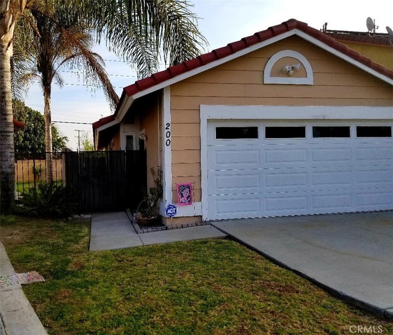 200 S Sherer Place, Compton, CA 90220 - photo 1