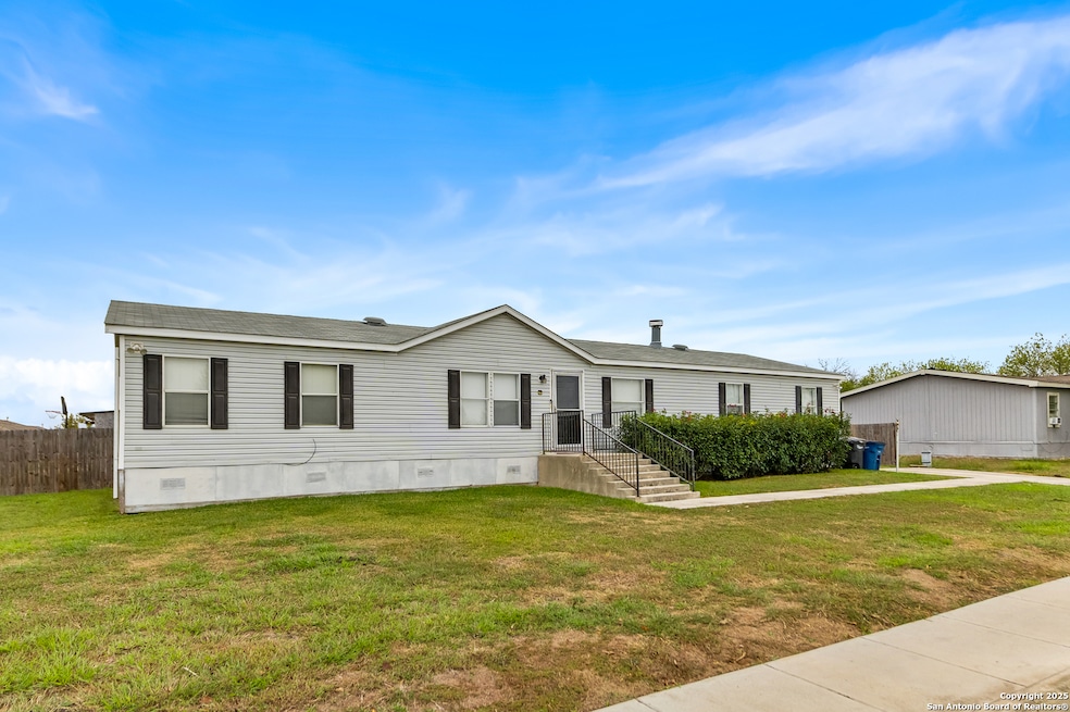 2676 Pahmeyer Rd, New Braunfels, TX 78130 - photo 1