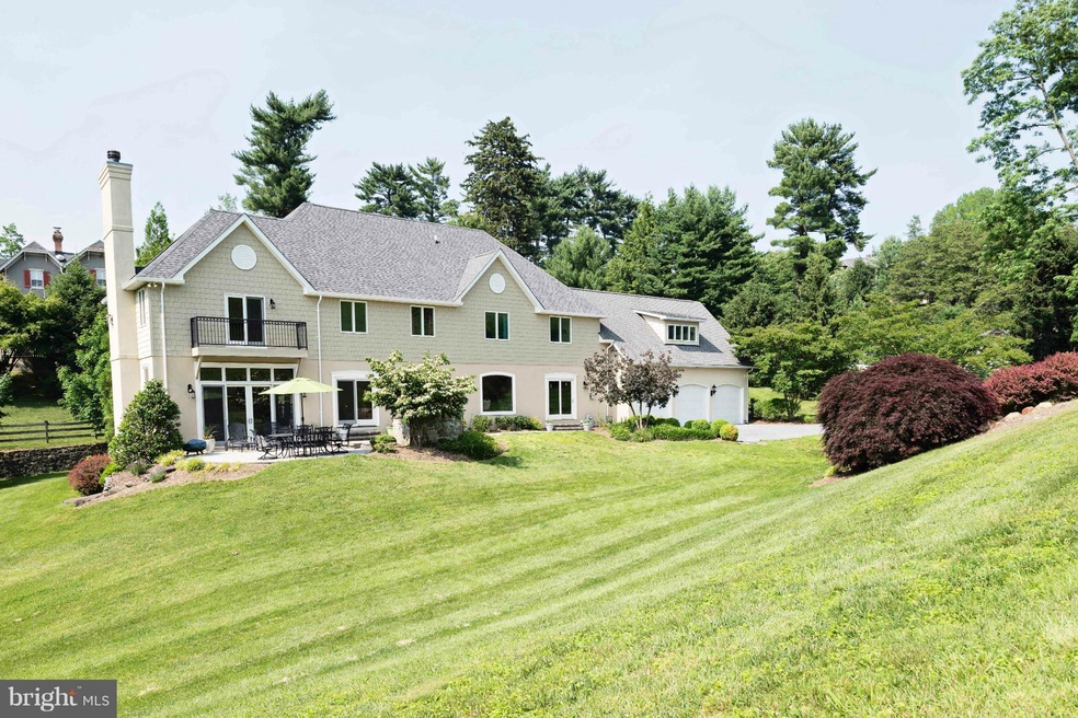 1097C W Lake Ave, Baltimore, MD 21210 - photo 1