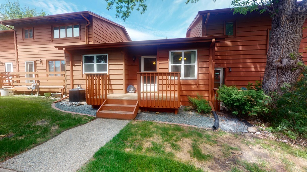Front Deck + Entrance
