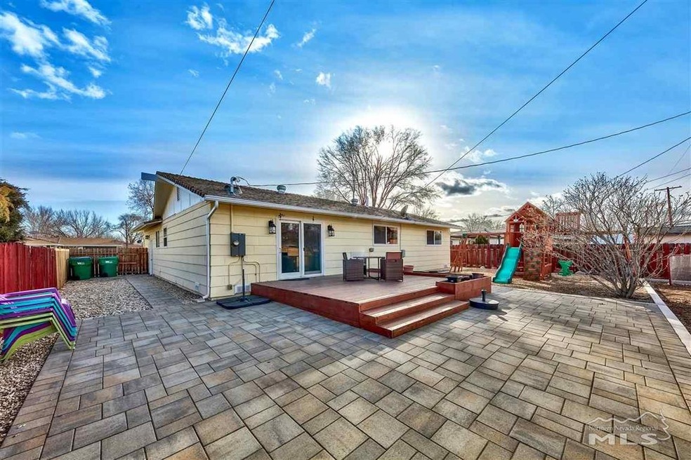 140 E Gault Way, Sparks, NV 89431 - photo 1