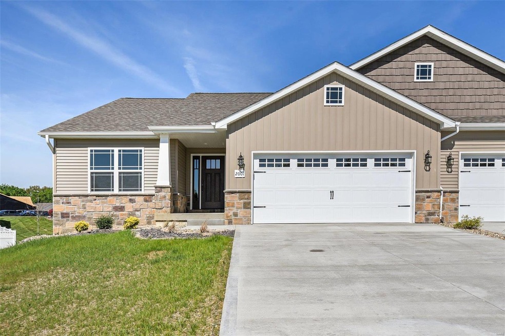 2001 Lakeview Acres Rd, Maryville, IL 62062 - photo 1