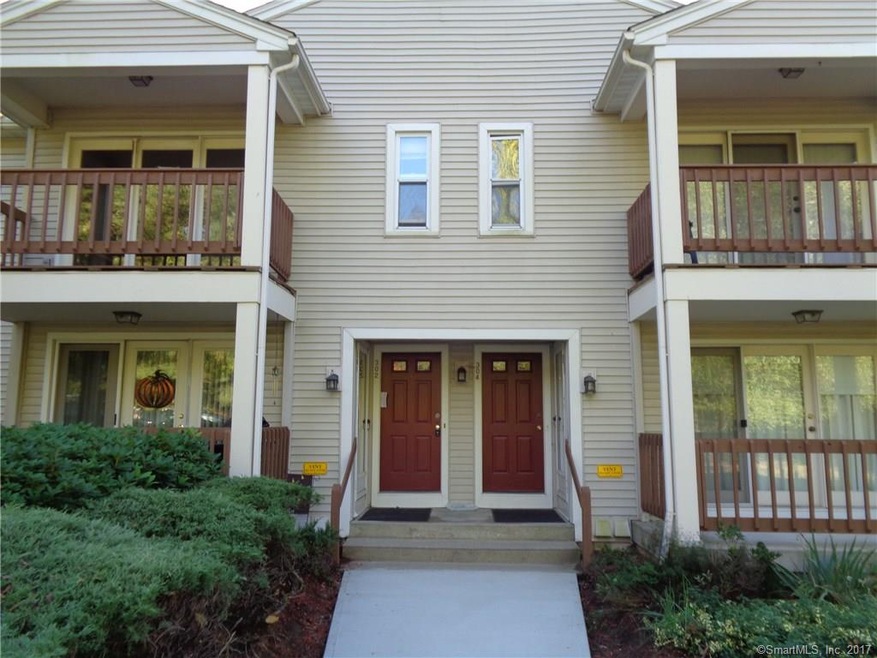 302 Ashmead Common, Enfield, CT 06082 - photo 1