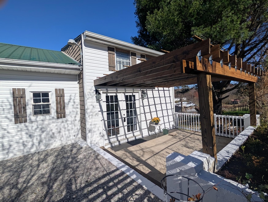 142 Kentucky 6, Woodbine, KY 40771 - photo 1