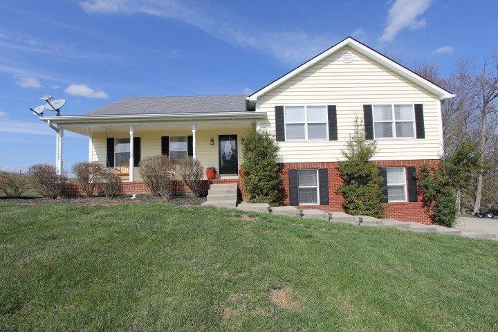 691 Mcafee Ln, Salvisa, KY 40372 - photo 1