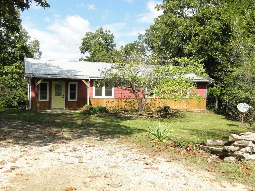 12561 Whitaker Dr, Rolla, MO 65401 - photo 1