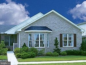 642 Tudor Dr unit 108, Hagerstown, MD 21742 - photo 1