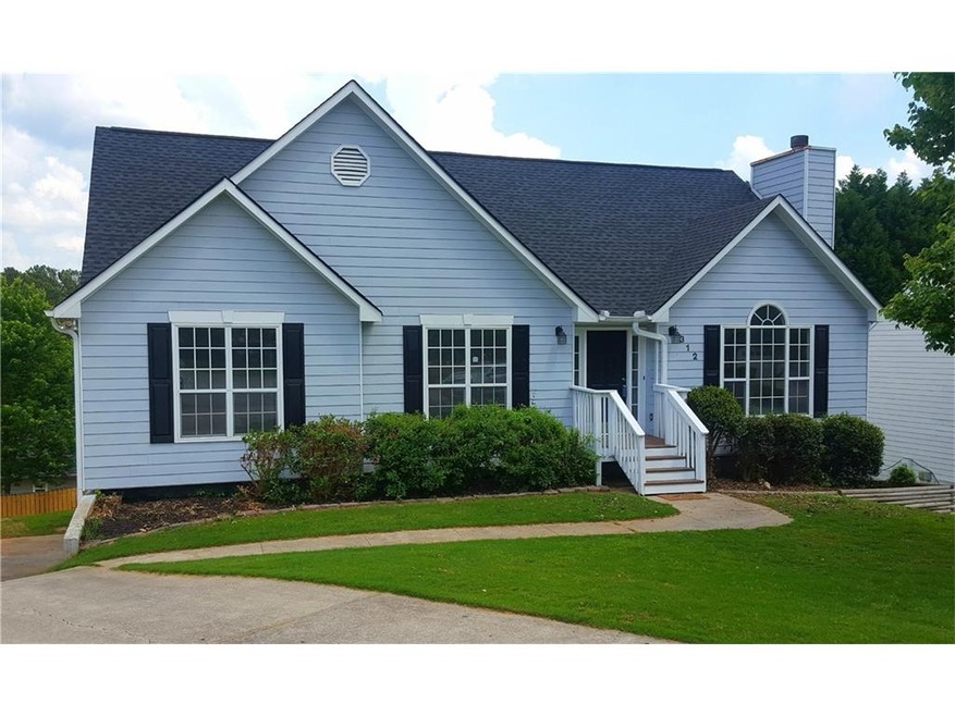 RENOVATED 4 BEDROOM 3 BATHROOM HOUSE LOCATED IN TH