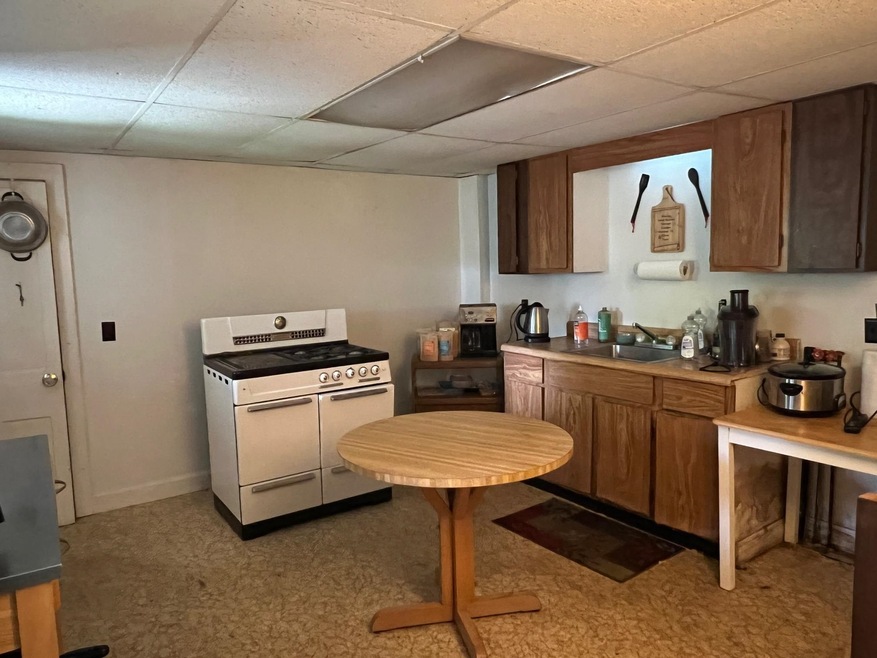 47 Washington Ave, Keene, NH 03431 - photo 1