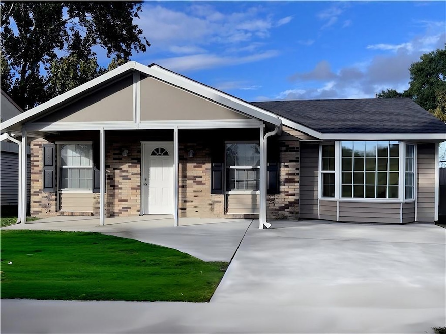 For Sale $205,000 • Co-Listing Agent