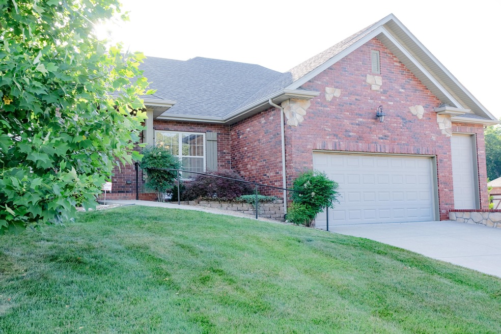 715 S Peach Brook, Nixa, MO 65714 - photo 1