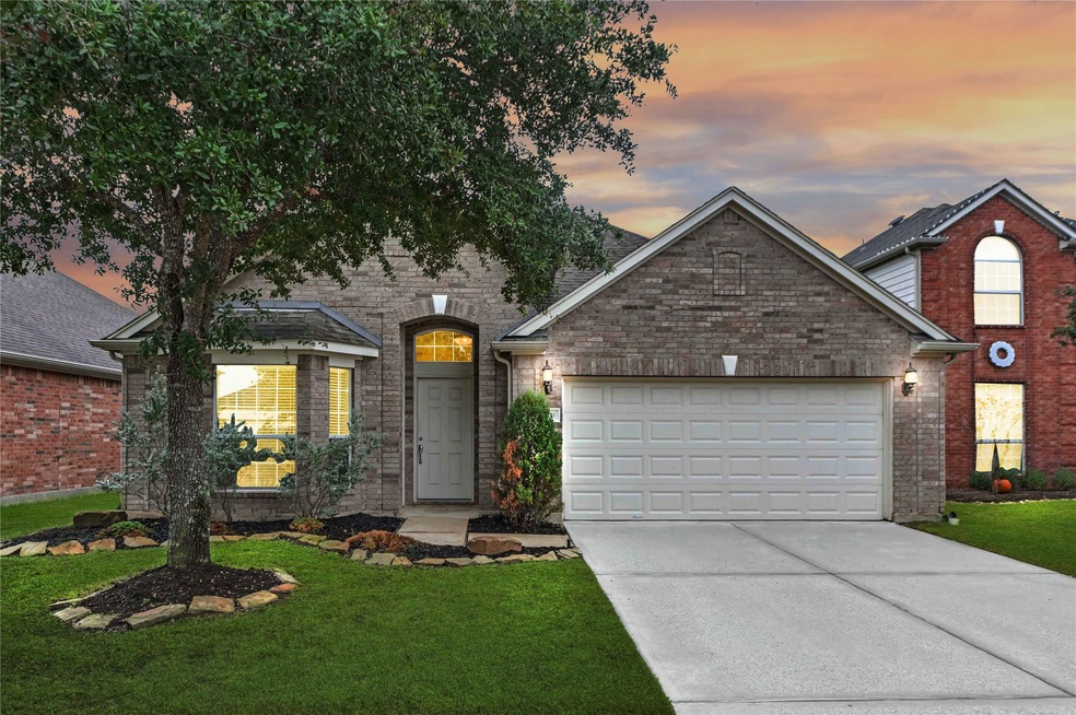 30418 Sunset Falls Dr, Spring, TX 77386 - photo 1