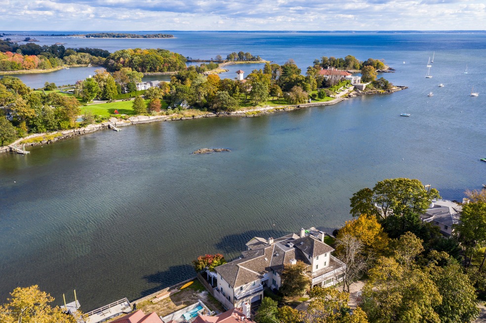 675 Steamboat Rd, Greenwich, CT 06830 - photo 1