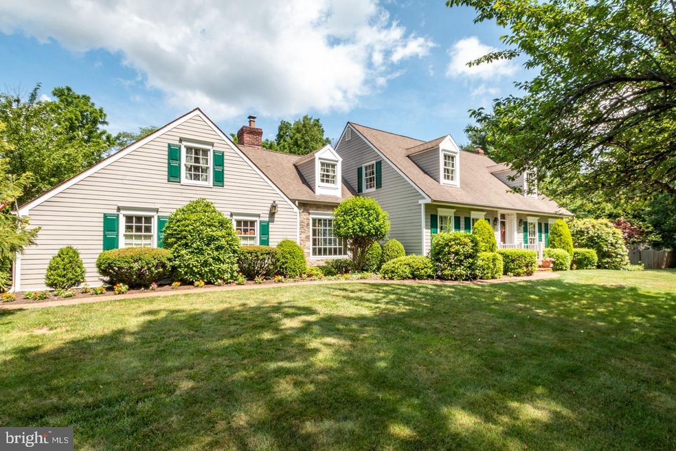 5887 S Deer Run Rd, Doylestown, PA 18902 - photo 1