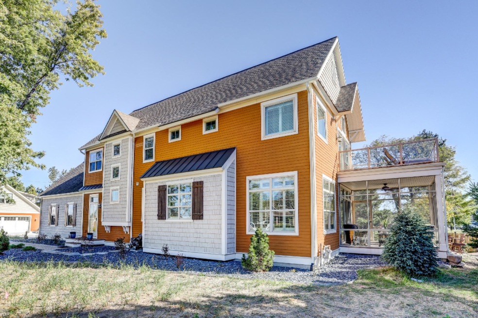 20060 N Shore Ave, Spring Lake-3