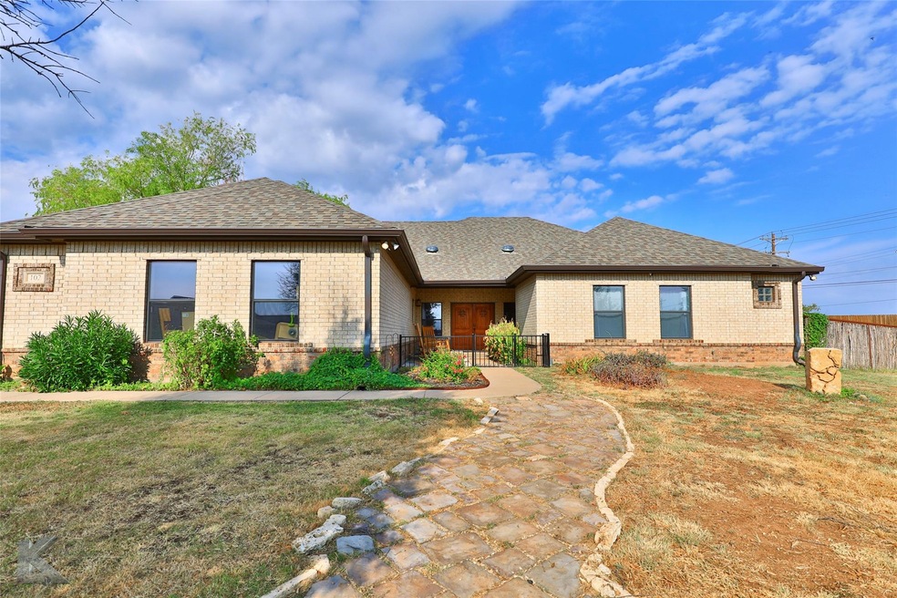 102 Raymonds Way, Abilene, TX 79602 - photo 1