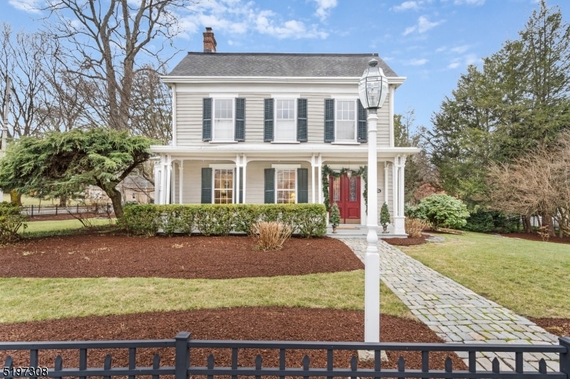 17 Hilltop Rd, Mendham, NJ 07945 - photo 1