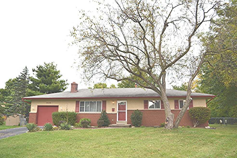 5426 Vinewood Ct, Columbus, OH 43229 - photo 1