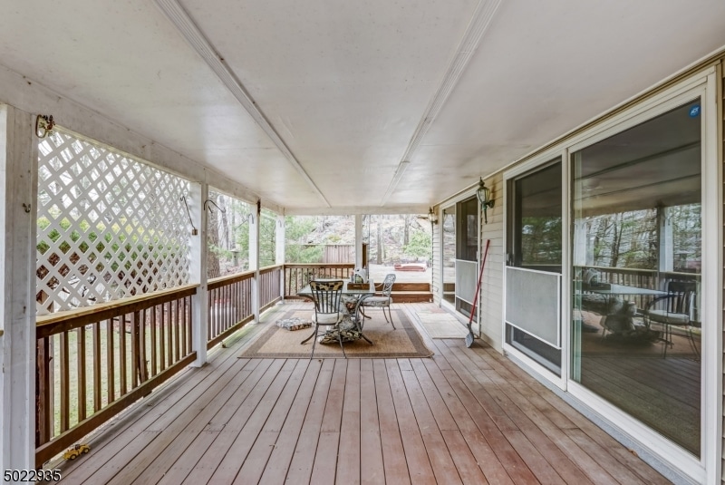 433 Maxim Dr, Andover, NJ 07821 - photo 1