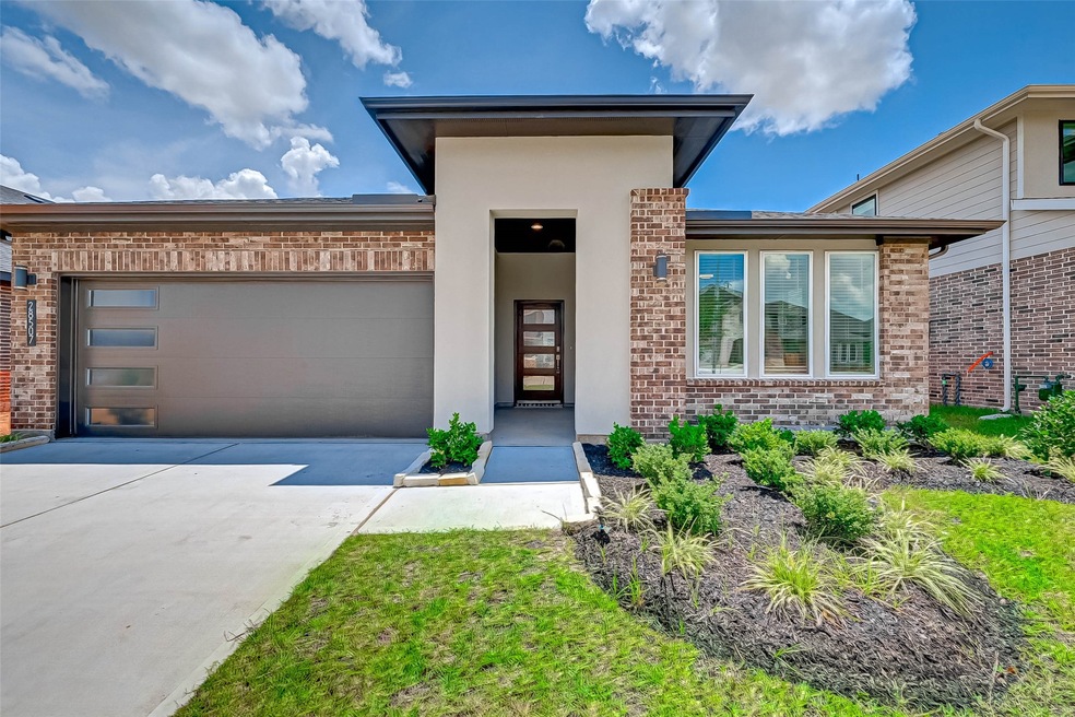 Welcome to 28507 Hazel Trail