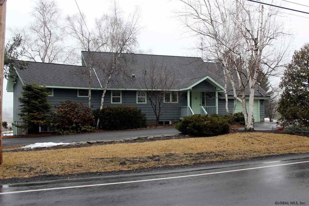 4057 River Rd, Schenectady, NY 12309 - photo 1