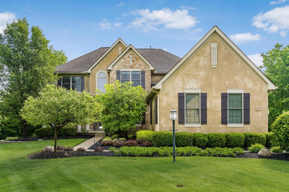 6570 Raynor Ct, Dublin, OH 43017 - photo 1