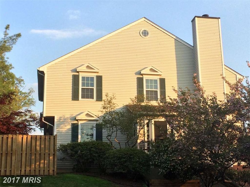 208 Finchingfield Ct, Sterling, VA 20165 - photo 1