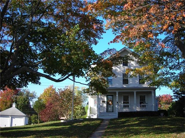 Exterior Front w/Detached Garage
