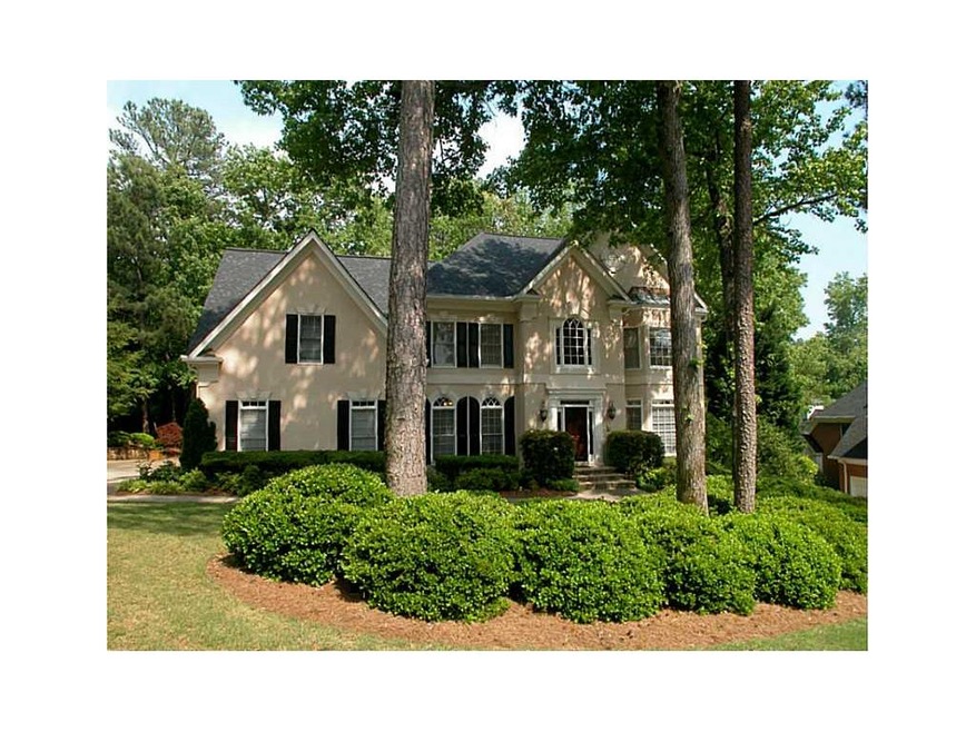 Exterior Front. Well maintained, big 5 bedroom, 5 