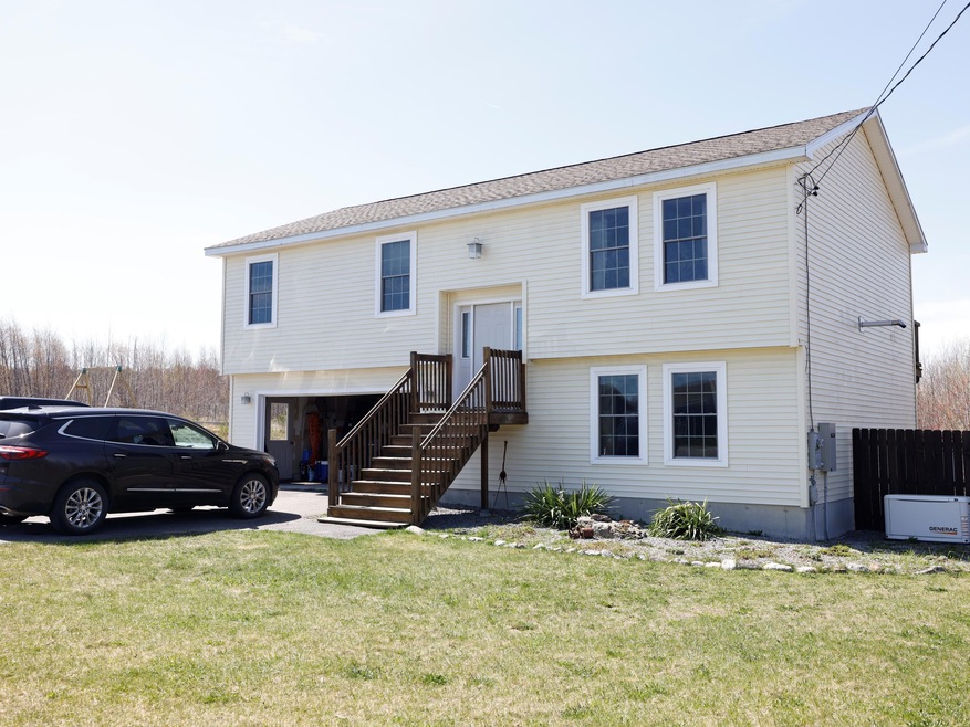 42 Wellesley Way, Bangor, ME 04401 - photo 1