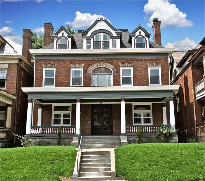 Completely updated turn of the century 7BR 4.5BA 2