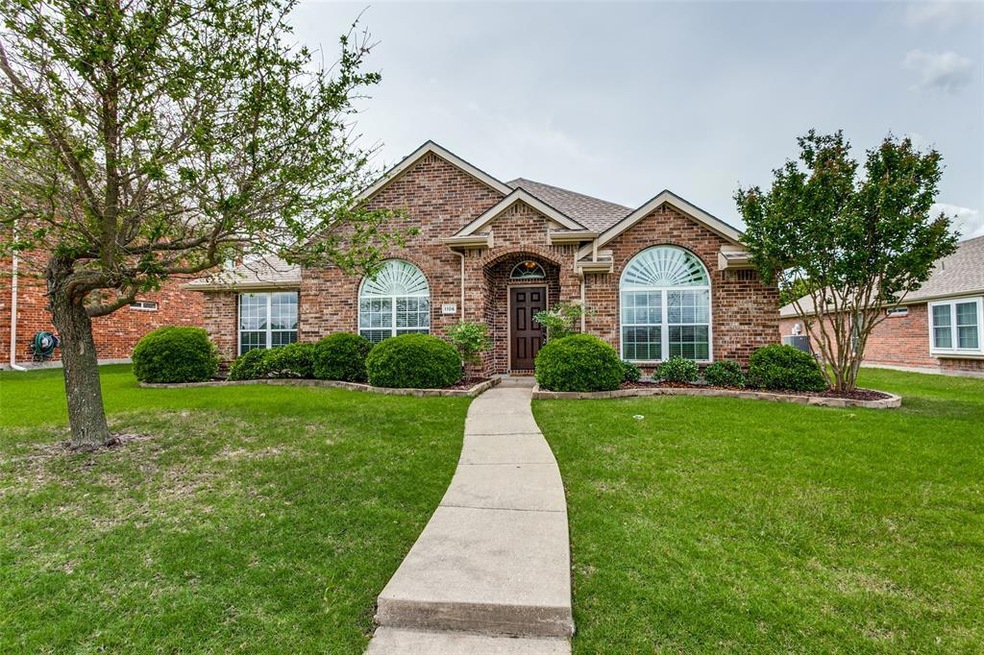 1106 Camelot Dr, Wylie, TX 75098 - photo 1
