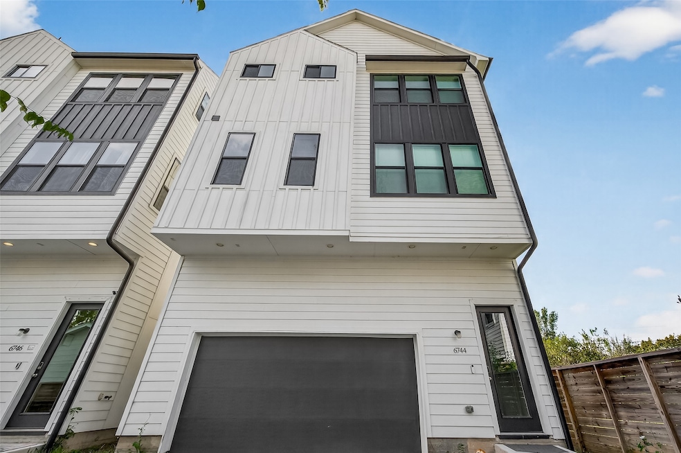 For Rent $2,750/month • Co-Listing Agent