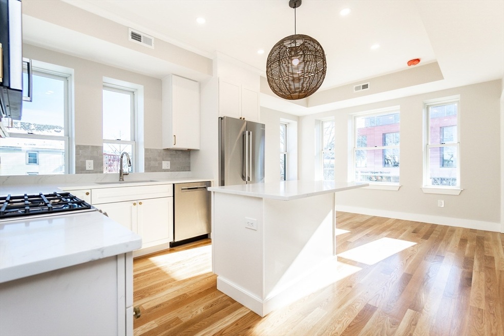 871 Cambridge St unit 2, Cambridge, MA 02141 - photo 1