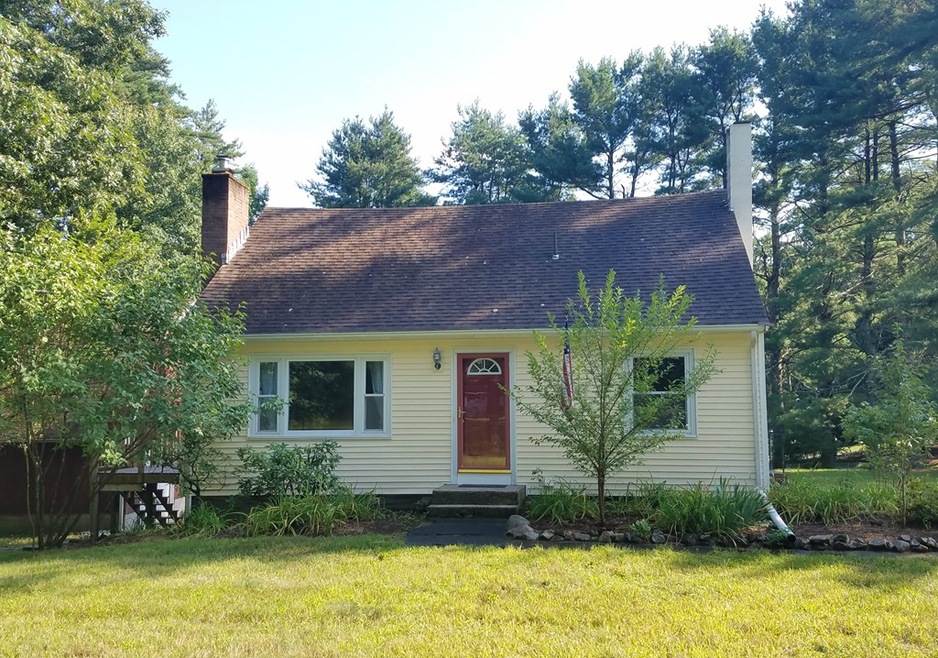 563 Hudson Rd, Sudbury, MA 01776 - photo 1