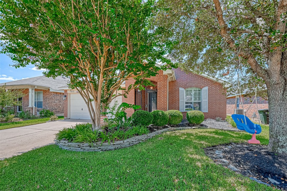 Sold • Co-Listing Agent