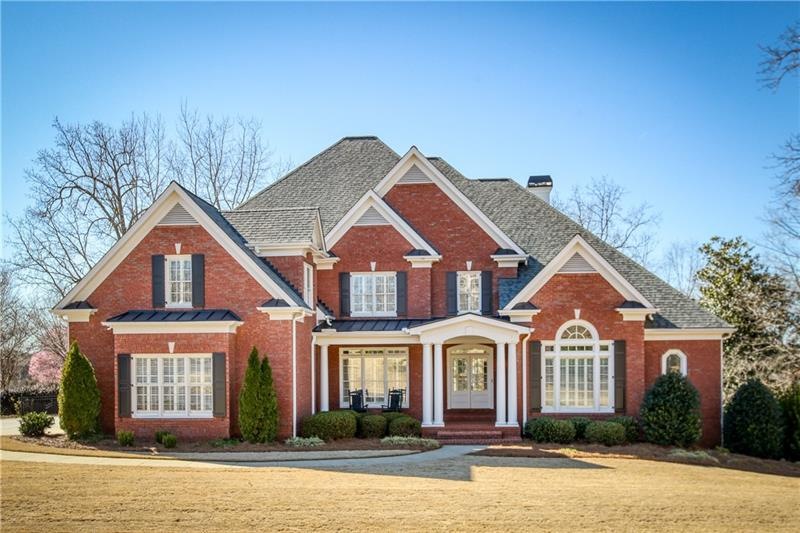 Welcome to 355 Falls Point Trail!