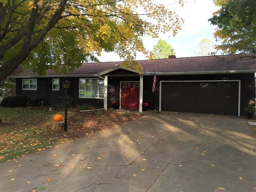 1547 N 400 W, La Porte, IN 46350 - photo 1